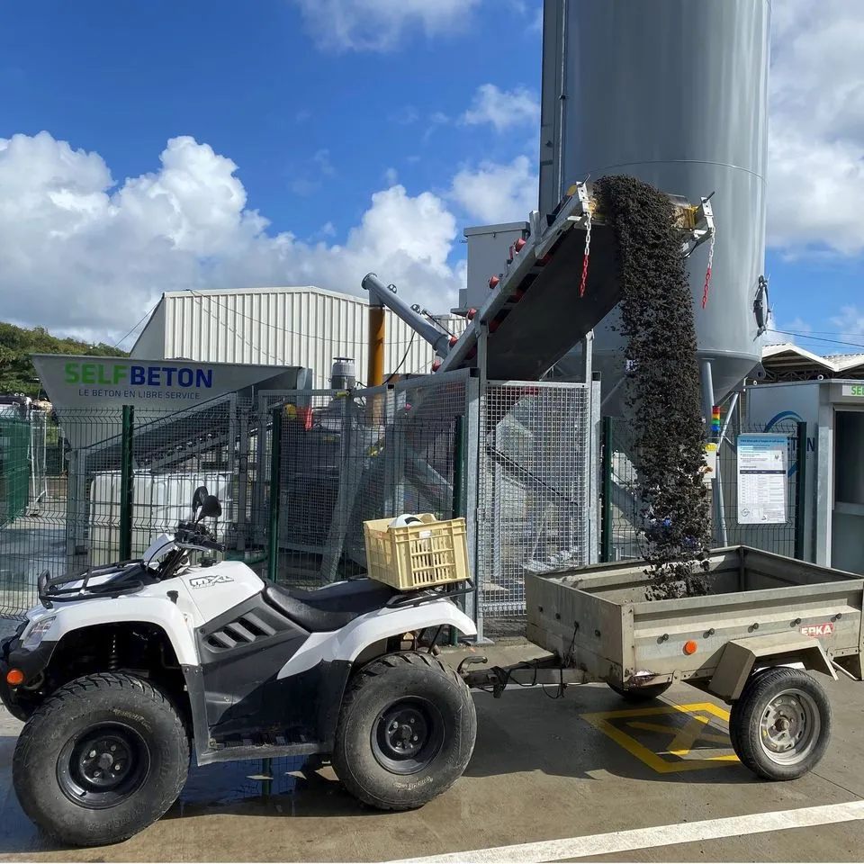 Distributeur automatique de béton prêt à l'emploi